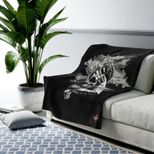 Load image into Gallery viewer, Heat Black/White Velveteen Plush Blanket in 30”x40”, 50”x60”, 60”x80”