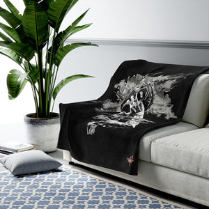 Heat Black/White Velveteen Plush Blanket in 30”x40”, 50”x60”, 60”x80”